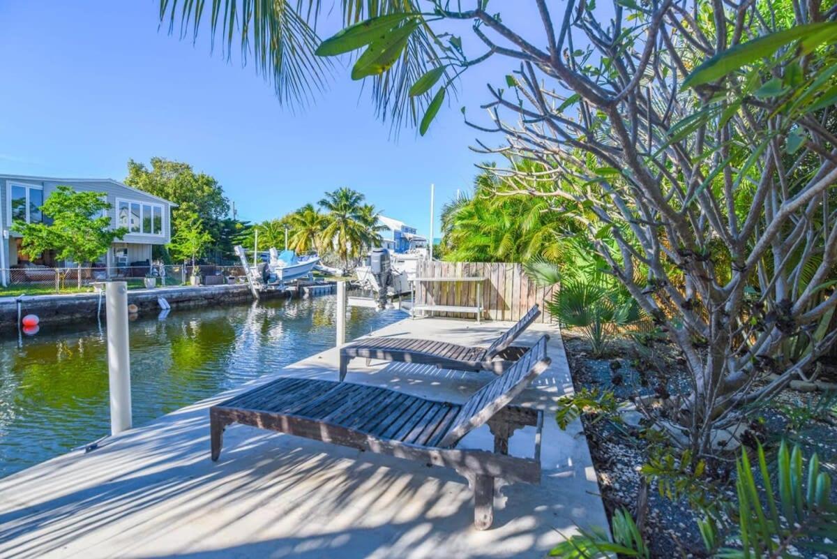 Loggerhead Lagoon - Modern Waterfront Home Pirates Cove エクステリア 写真