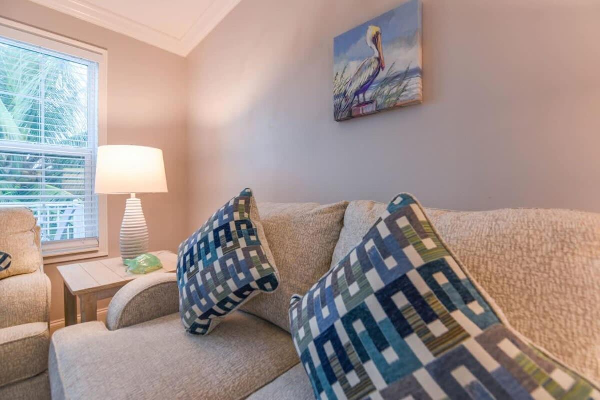Loggerhead Lagoon - Modern Waterfront Home Pirates Cove エクステリア 写真