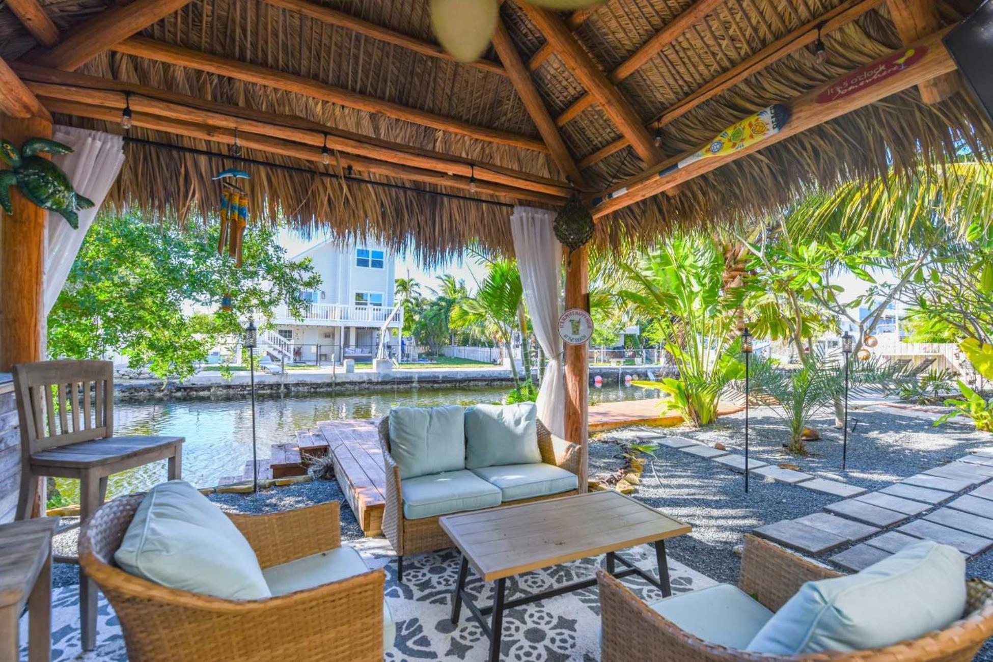 Loggerhead Lagoon - Modern Waterfront Home Pirates Cove エクステリア 写真